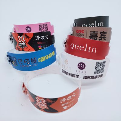 250*16mm L-Form Kunststoff-Event-Armband Custom Print Logo Armband Knopf-Armband