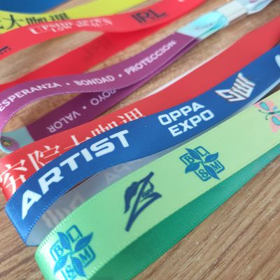 Armbänder aus Bandstoffe in grüner ID Polyester-Armbänder für Veranstaltungen und Festivals