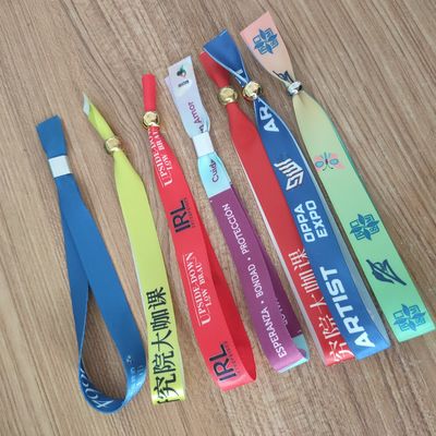 Armbänder aus Bandstoffe in grüner ID Polyester-Armbänder für Veranstaltungen und Festivals