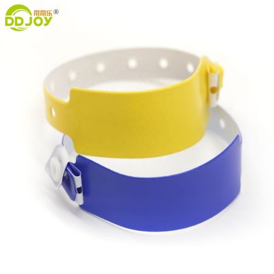 Gelb einmaliges, weiches, komfortables PVC-Vinyl-ID-Armband für jedes Festival