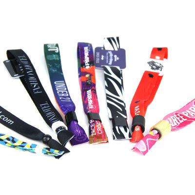 Custom Logo Satin Stoff RFID Armbänder Ideal für Gast / VIP / Verkäufer / Medien / Material / Künstler