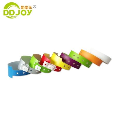 Weißes CMYK Logo Wasserdichtes Kompositpapier Armband für Poolpartys und Veranstaltungen