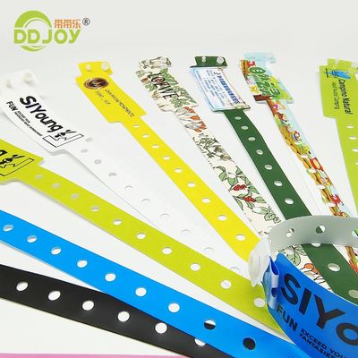 Langlebige, einmalige Kunststoff-Vinyl-Armbänder für Einzelkunden