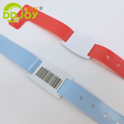 Wasserdichte Einweg-L-Form 13,56MHZ Kunststoff-Armbänder für medizinische Anlässe Party