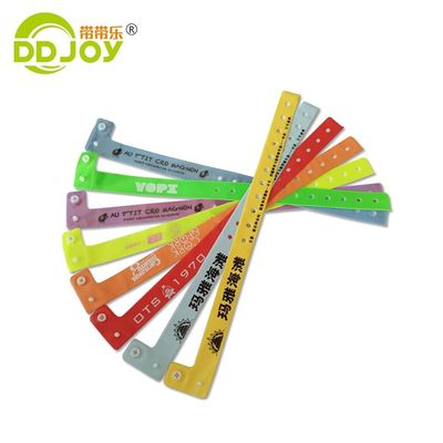 250*25mm/250*16mm Vinyl Kunststoff Armband für den sicheren Versand über UPS DHL EMS Fedex TNT