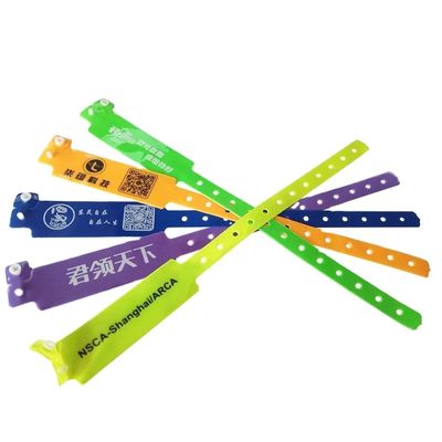 Custom Events PVC Neon Farbe Armbänder Geschenke Einfach Kunststoff Festival Vinyl Armband