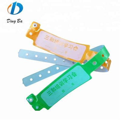 250*25mm PVC Armband Custom Neon Farbe Kunststoff Armband für die Hotel-Identifikation
