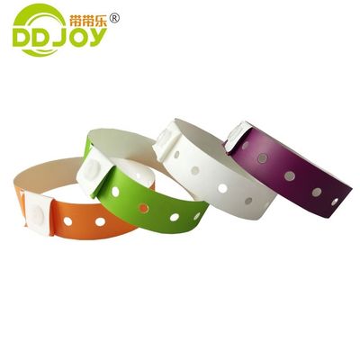 DingBa Custom Plastik Armband 250*25mm Breitform Armband für Cartoon-Liebhaber