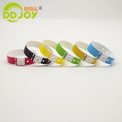 Versand DHL UPS FEDEX EMS TNT Wasserdicht Einweg-Armband für Parkveranstaltungen