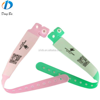 170*18mm Größe Fitness-Armband Farbiger Kinder Armband Charme Armbänder Elastischer Kunststoff