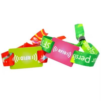 350*15mm RFID-Armbänder in normaler Größe aus Satin mit individuellem Logo und Textdruck