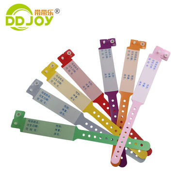 Weiches einmaliges individuell angepasstes medizinisches Armband für Kinder Rosa Farbe 250*25mm Erwachsenengröße OEM