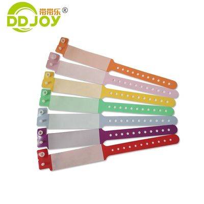 Bequeme PVC-Identifizierung Einweg-Medizinisches Armband zum Jahrestag
