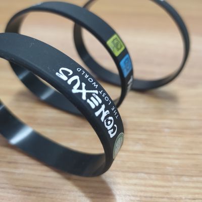 Silikon Material Custom Armband für Veranstaltungen 2024 Elemente Wasserdichtes Silikon