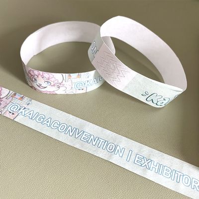 Custom Logo gedruckte Armband wasserdichtes Papier Tyvek Armbänder starker Klebstoffverschluss