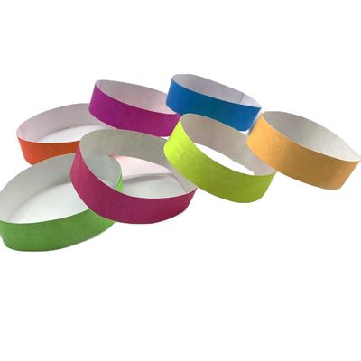Tyvek-Armband für Veranstaltungen und Festivals in lebendiger Neonfarbe
