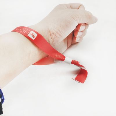 350*15mm Custom Logo Promotion Geschenke Gewebte Polyester Armbänder für Veranstaltung Festival