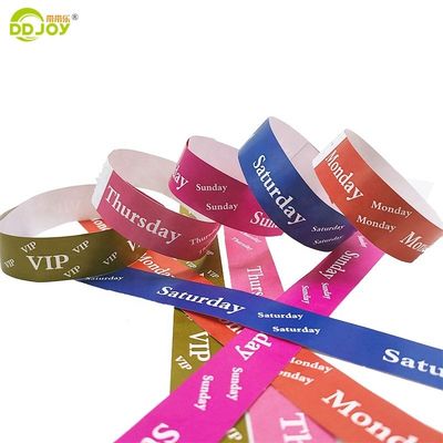 Veranstaltungen/Festival/Park/Party/Club/Meeting Nutzungsszenarien Wasserdichte Papier-Armbänder