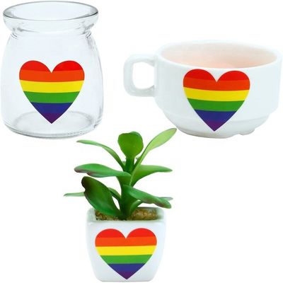 Geschenkhandwerk 1,5 Zoll 500 Stück pro Rolle gestreiftes Herz in Form von Liebe Gay Pride Regenbogen Herzensband Aufkleber
