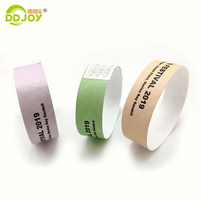 Benutzerdefiniertes Logo Wasserdichtes Tyvek Band Seriennummer Armband für Eventmanagement