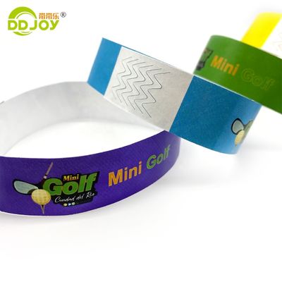 Anpassungsfähige Tyvek-Armbänder für jedes Festival oder jede Veranstaltung 2-7 Tage Produktionszeit