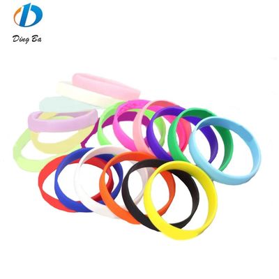Karikaturförmiges Silikon-Armband perfekt für den lässigen und sportlichen Look