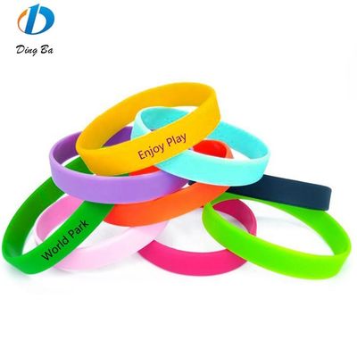 Karikaturförmiges Silikon-Armband perfekt für den lässigen und sportlichen Look