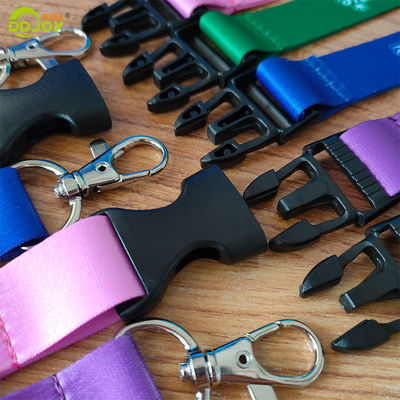 Seidenzubehör Farbstoffsublimation Polyester Lanyards für Schlüsselanhänger Custom Logo 900*15*0.65mm