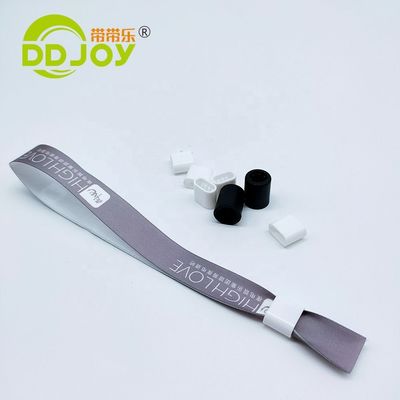 Wasserdicht verstellbares Festival-Armband mit individuellem Logo-Druck und recyceltem Stoff