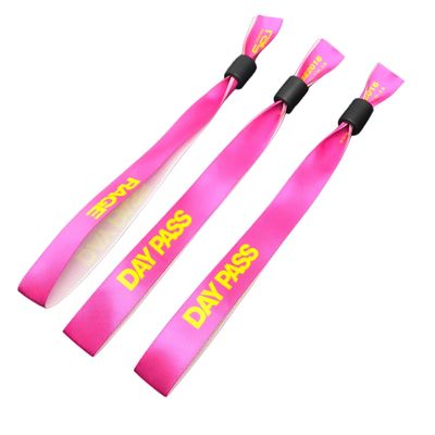 RFID-Armbänder aus Satin für Veranstaltungen und Festivals
