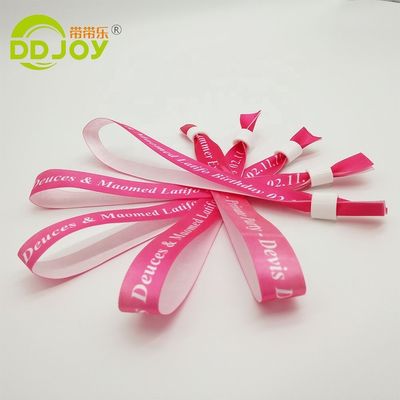 Verstellbares einmaliges Tuch Armband mit Kunststoffclip Schmuck Hauptmaterial Tuch