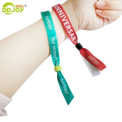100 Stück sublimiertes Satinband-Armband für die Promotion von Festival-Sondergeschenken.