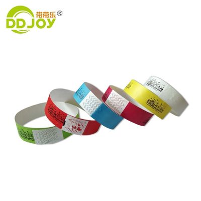 Unisex Karikatur Tyvek Armbänder für den individuellen Logo-Druck bei Favor Events Party Items