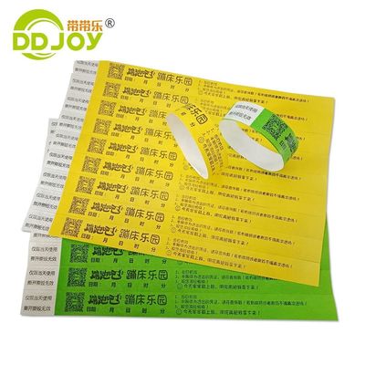 Unisex Karikatur Tyvek Armbänder für den individuellen Logo-Druck bei Favor Events Party Items