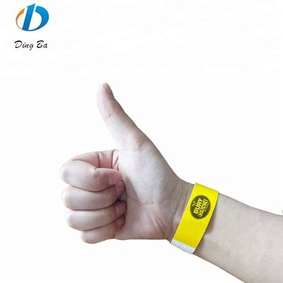 1 Zentimeter einfaches, festfarbiges Armband für Feiertage, angepasst Farbiges DuPont Papier.