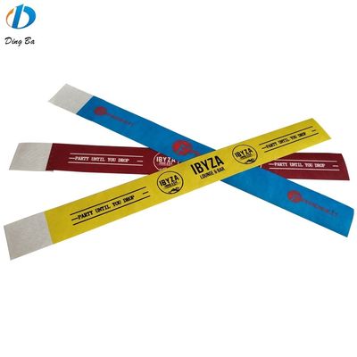 Custom Tyvek Wasserdichtes Armband für Veranstaltung Party Festival und Hochzeit OEM Customized